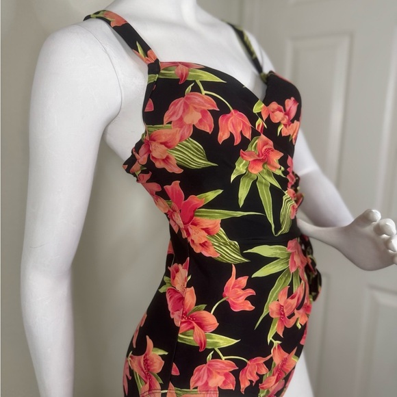 St. John's Bay Floral One Piece Swimsuit Size 10. - Picture 4 of 14